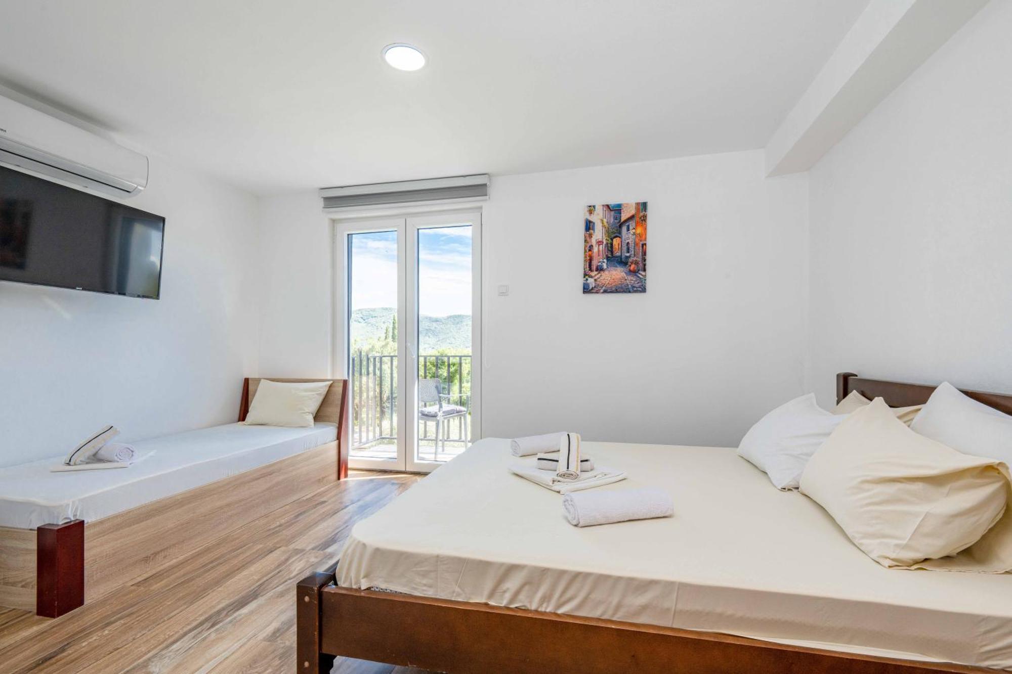 Sumice Inn Petrovac Exterior foto